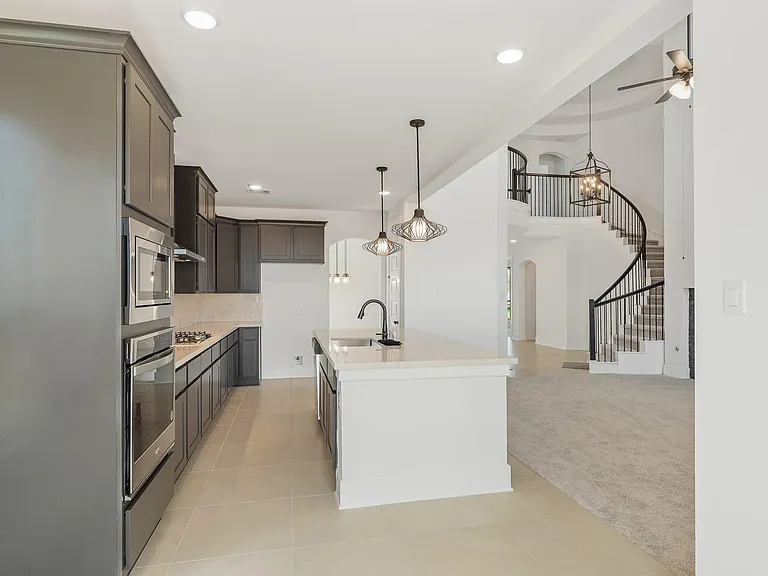 21127 Coral View Dr — Photo 22