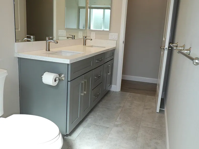 1605 Redwood Ave — Photo 19