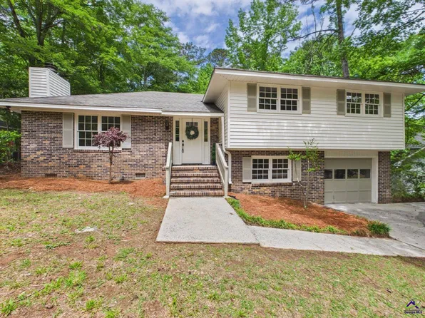 1179 Waluhiyi Trl, Macon, GA 31220