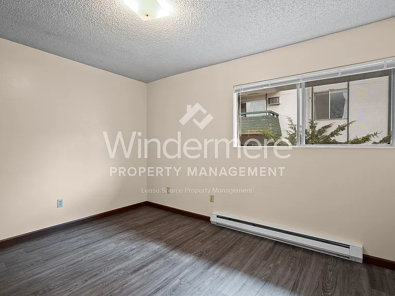 1611 W. 6th Ave — Photo 30