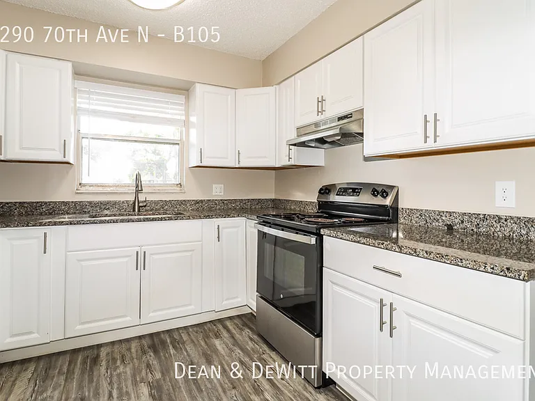 White Lake Apartments — Photo 6