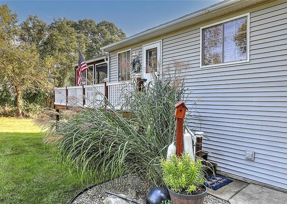 45 Daniel Ave, Prudence Island, RI 02872 MLS 1344261 Zillow