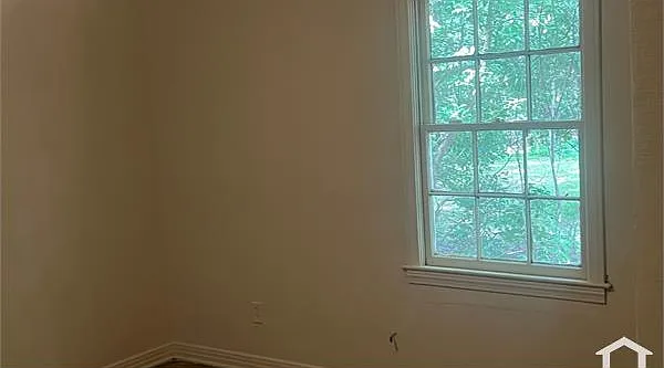 2205 Bankhead St — Photo 10