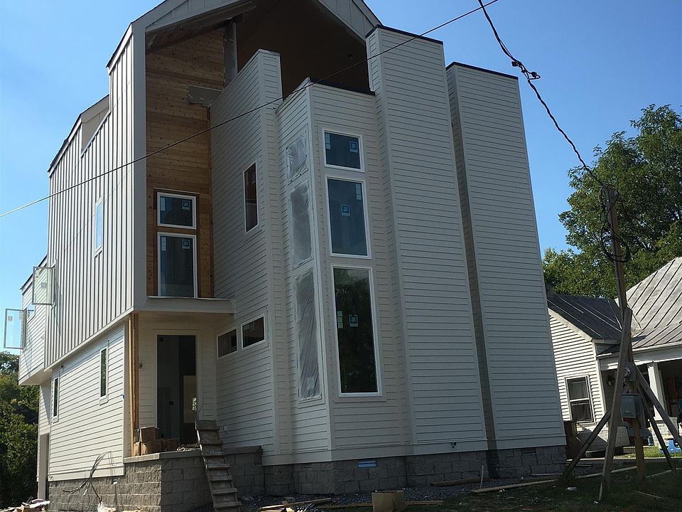 1st image of 523 31st Ave
