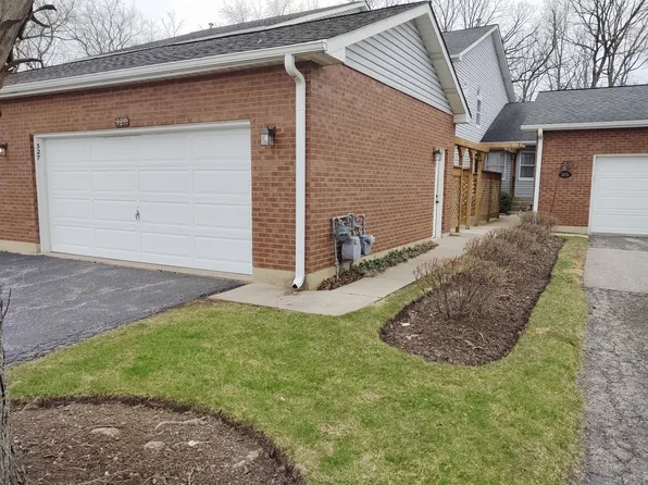 327 Wethington Dr, Wauconda, IL 60084