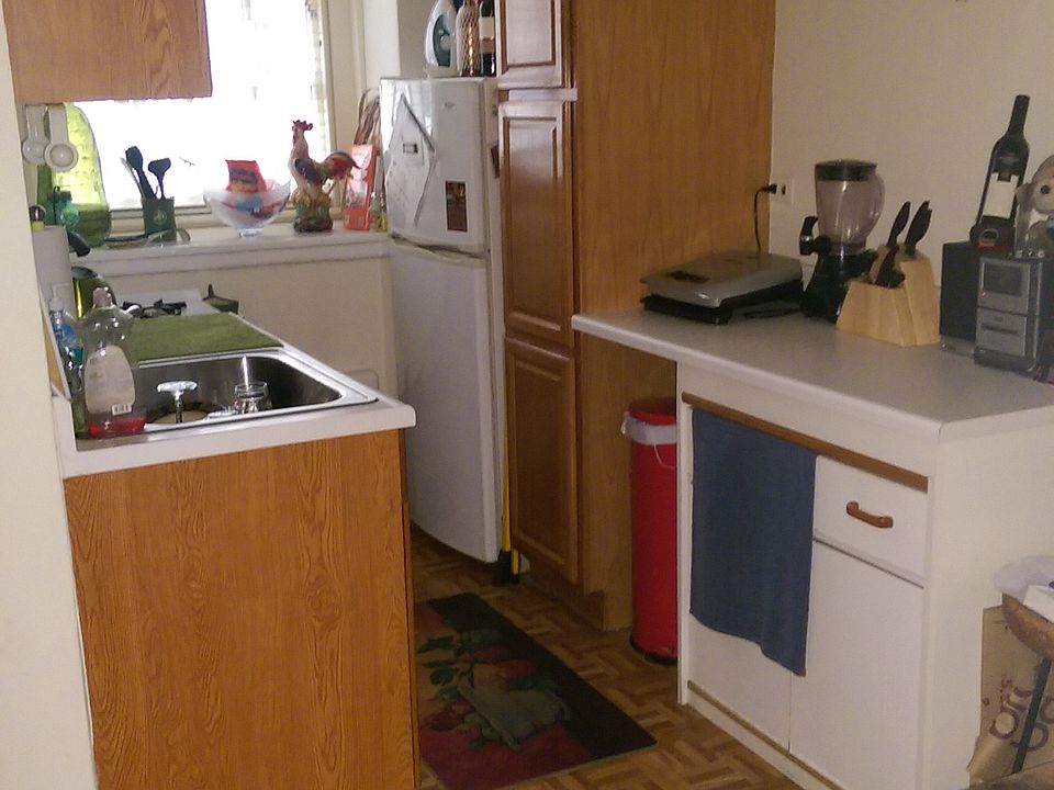 2nd image of 509 E 77th St APT 2E