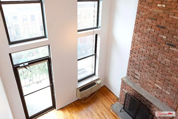 Rented by Cayenne Realty Group | media 18