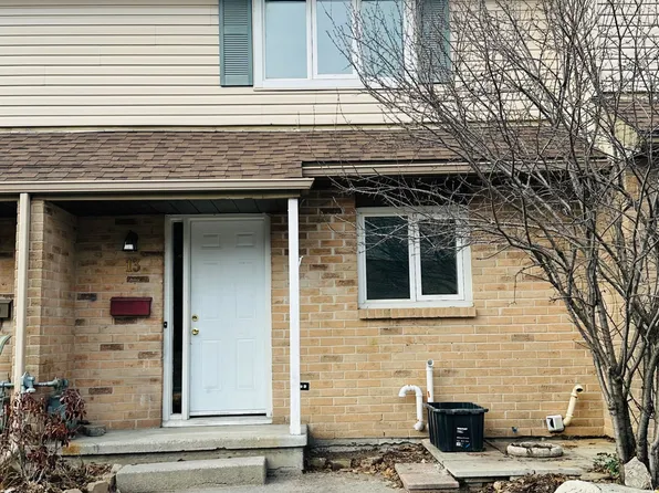 13 Coventry Cres #54, Kingston, ON K7M 7S2