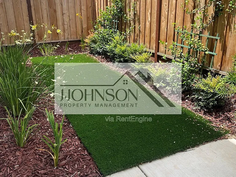 7325 Savoy Pl — Photo 15