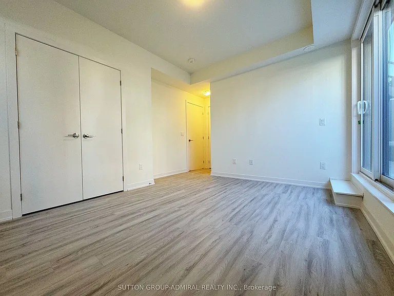 15 David Eyer Rd #1412 — Photo 11