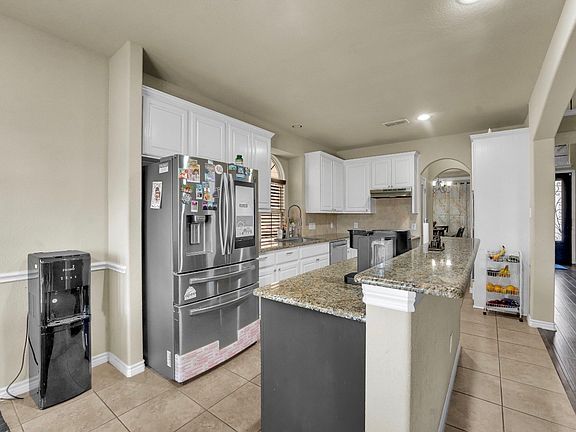 5th image of 9505 Chuparosa Dr
