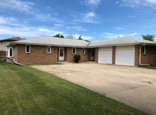 1712 W 96th Ave, Crown Point, IN 46307