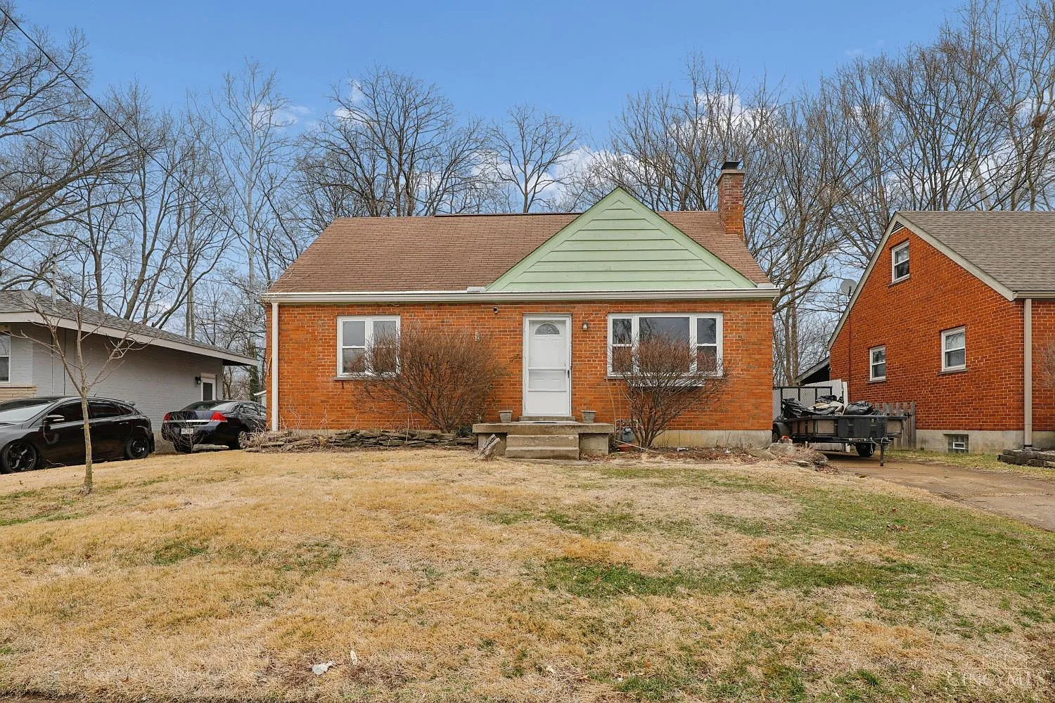 7122 Bluecrest Dr photo 1