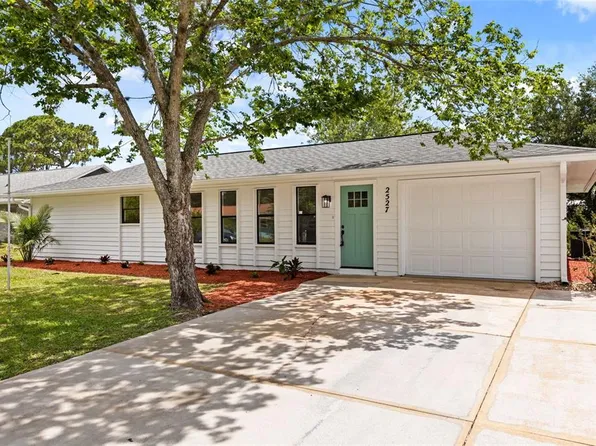 2527 Sabal Palm Dr, Edgewater, FL 32141