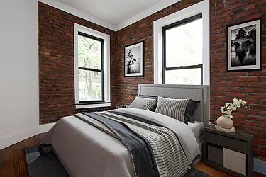 Rented by R New York