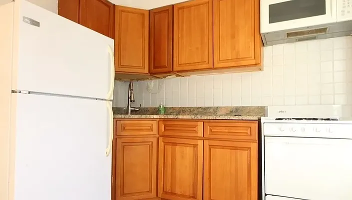 Rented by Hagstrom Management Inc | media 22