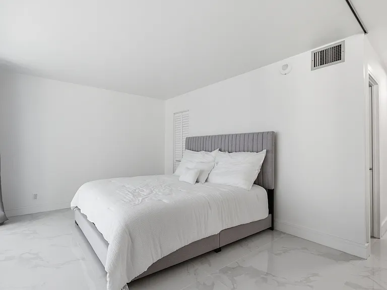 2101 S Ocean Dr #1507 — Photo 15