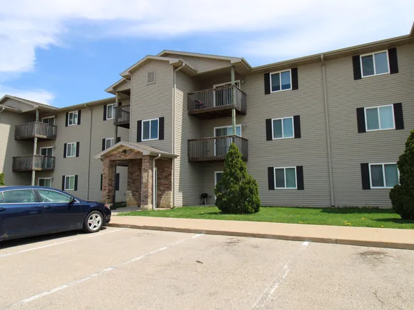7819 Commerce Park Unit 201, Dubuque, IA 52002