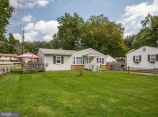 1739 Chesapeake Dr, Edgewater, MD 21037