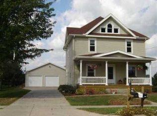 195 Walnut St, Loganville, WI 53943
