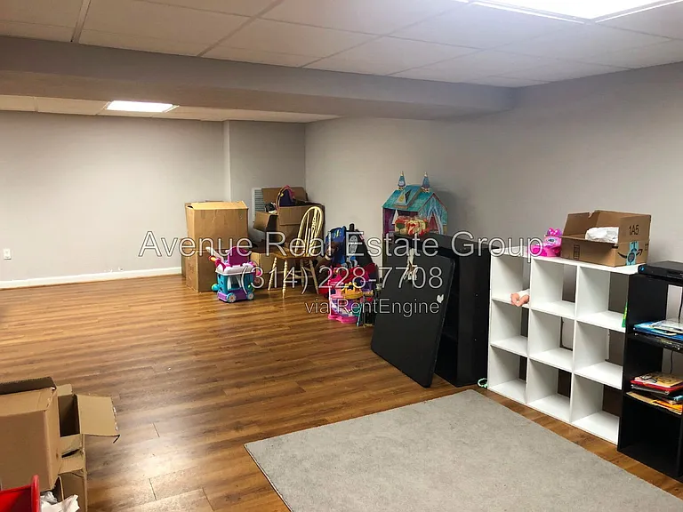 733 Jares Ct — Photo 15