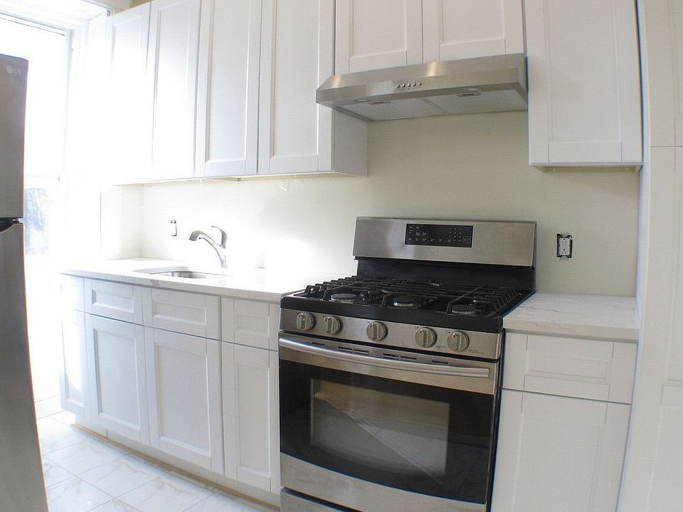 1st image of 191 Halsey St APT 3