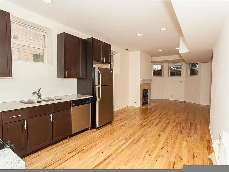 2322 N Southport Ave #G — Photo 5