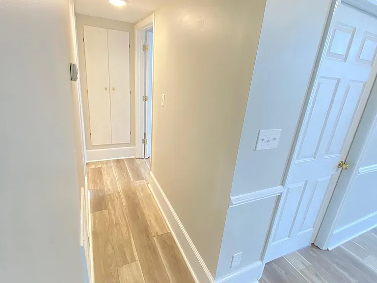 1014 Main St #B — Photo 5