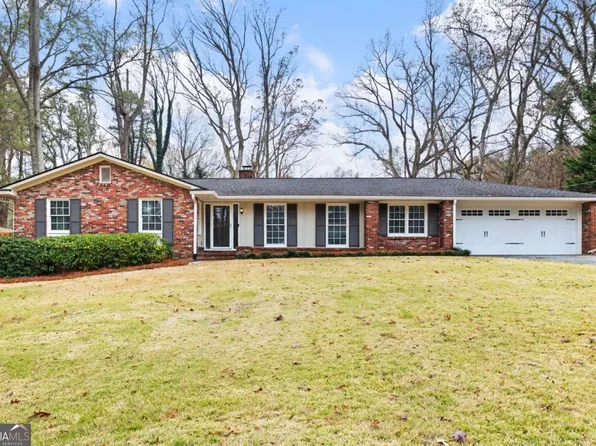 2017 Pine Hill Cir NW, Kennesaw, GA 30144