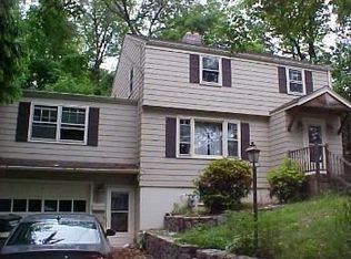 2810 Old Town Rd, Bridgeport, CT 06606