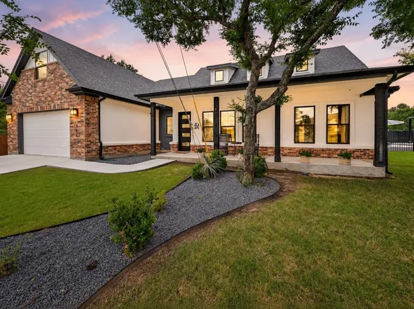 304 Robinhood Ln, Marble Falls, TX 78654
