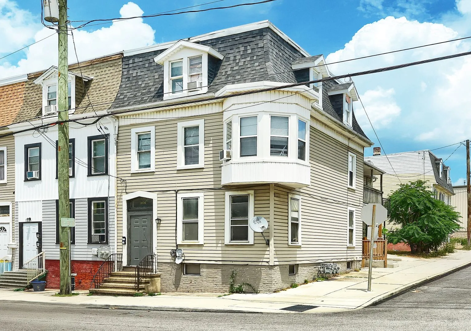 2 bed, $1,000 — Photo 2