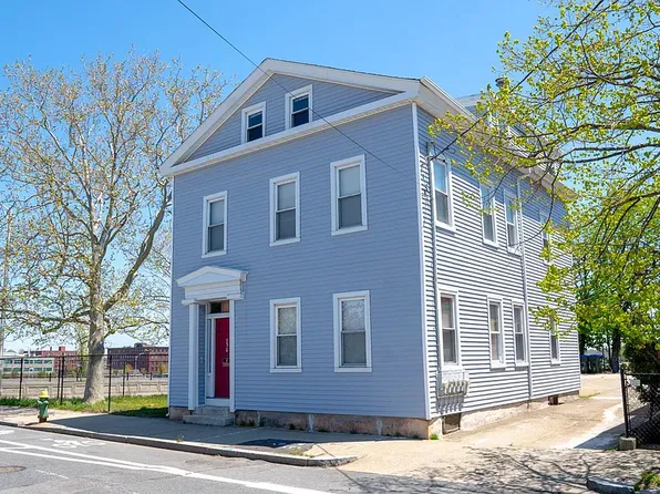350 Pine St #2F, Providence, RI 02903