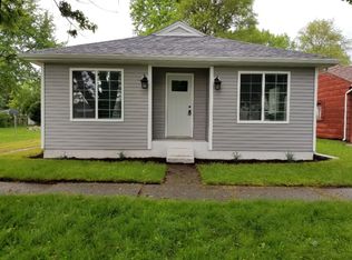 322 Congress, Watervliet, MI 49098
