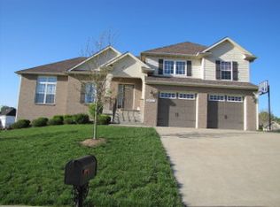 2401 Edmonds Ct, Columbia, MO 65203