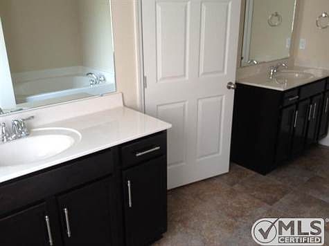 5th image of 2409 Tapestry Ct