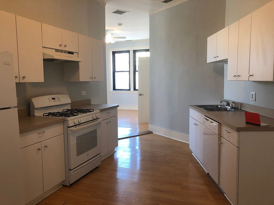 1st image of 1800 S Blue Island Ave #205