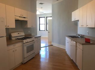 1800 S Blue Island Ave #205, Chicago, IL 60608