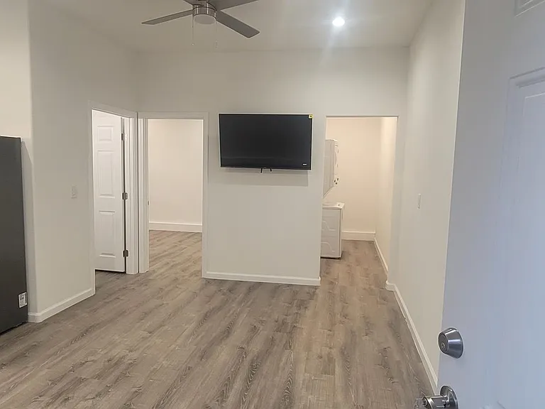 48440 Charlton Peak St — Photo 11