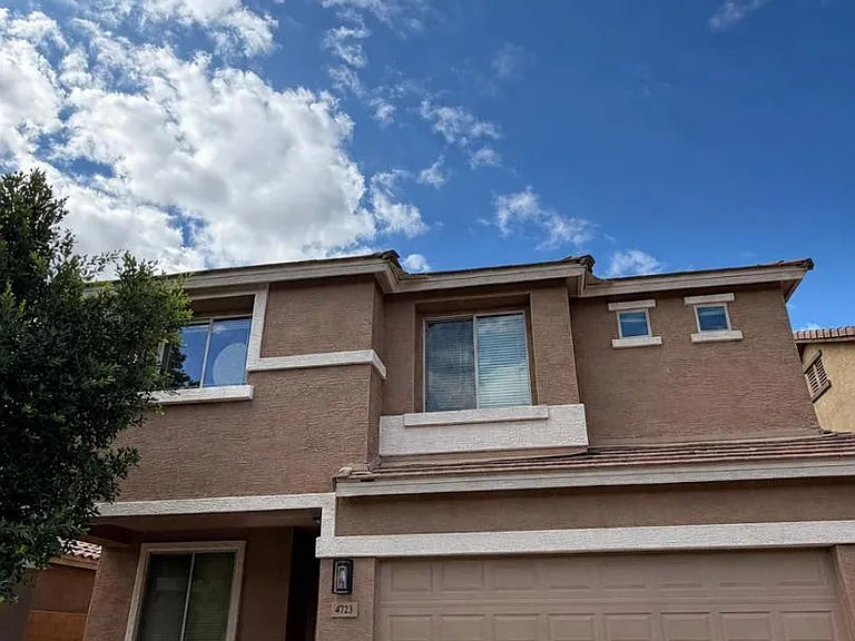 4723 W Gelding Dr — Photo 1