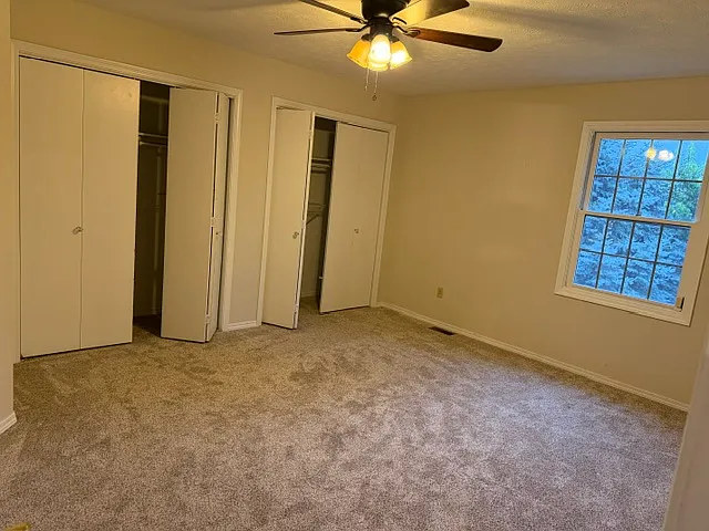 8 Rounds Rd — Photo 8