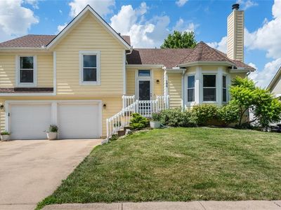 190 W Colleen Ct, Gardner, KS, 66030