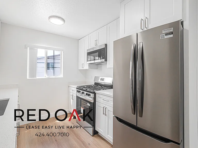 6337 10th Ave #6339B — Photo 2