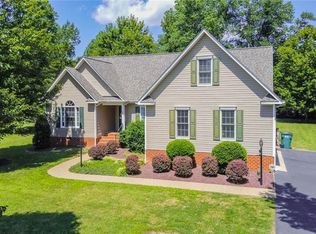 914 Ward Rd, Glen Allen, VA 23059