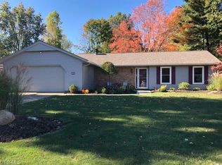6140 Oakwood Cir, North Ridgeville, OH 44039