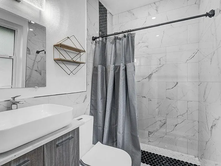 2608 W Swann Ave — Photo 11