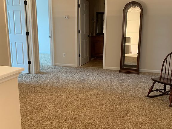 Loft area - 2nd floor