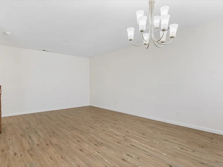 2261 Shady Canyon Dr — Photo 8