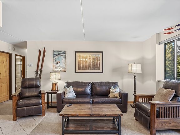 4th image of 631 Village Rd #32400