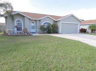 3241 Merlot Dr, Lakeland, FL 33811